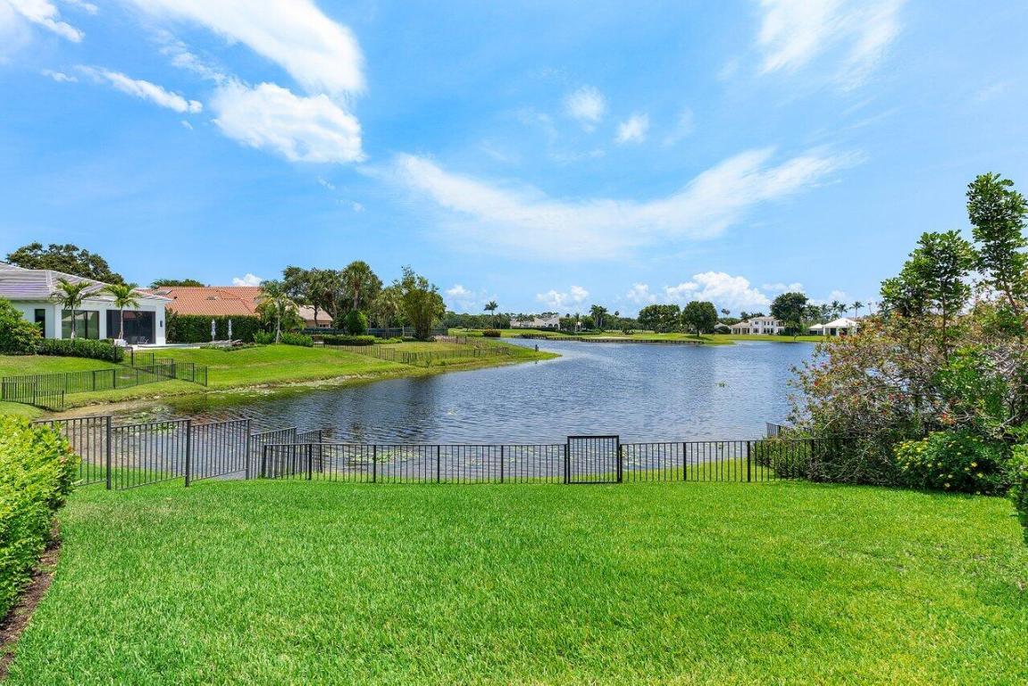 FRENCHMANS CREEK - Residential
