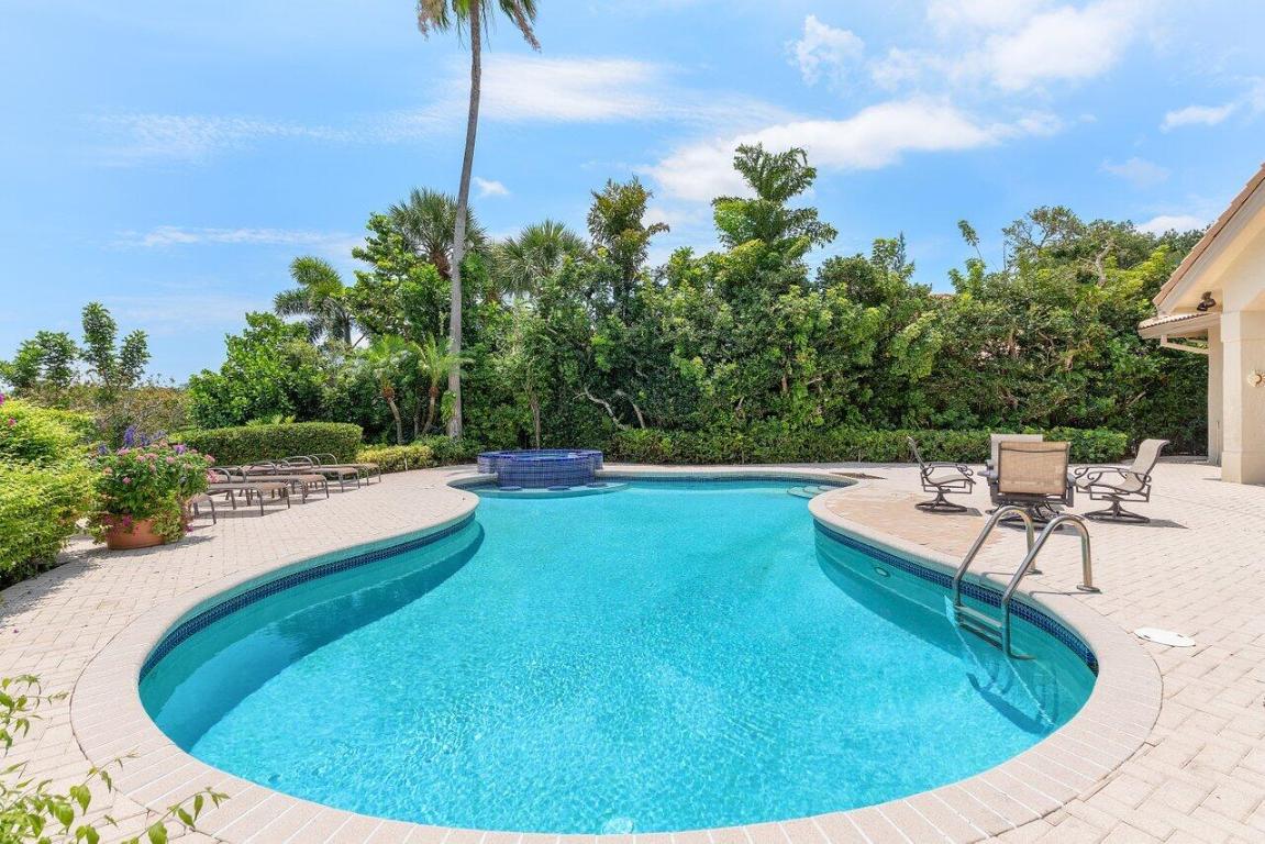 FRENCHMANS CREEK - Residential