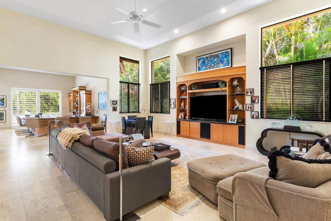 FRENCHMANS CREEK - Residential