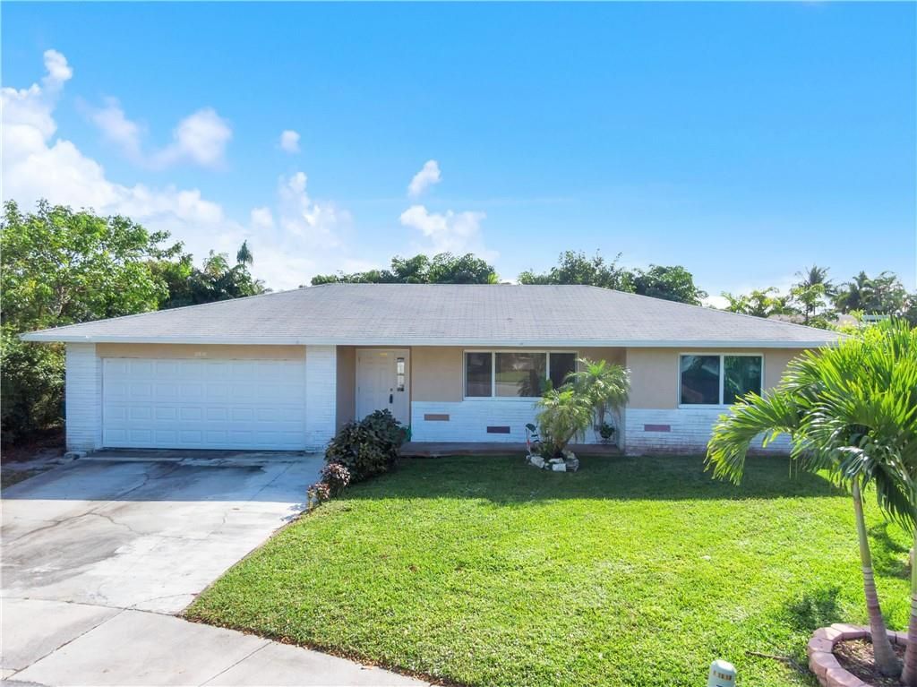 Photo of 2610 SW 83rd Ave, Davie, FL 33328 (MLS # F10308422)