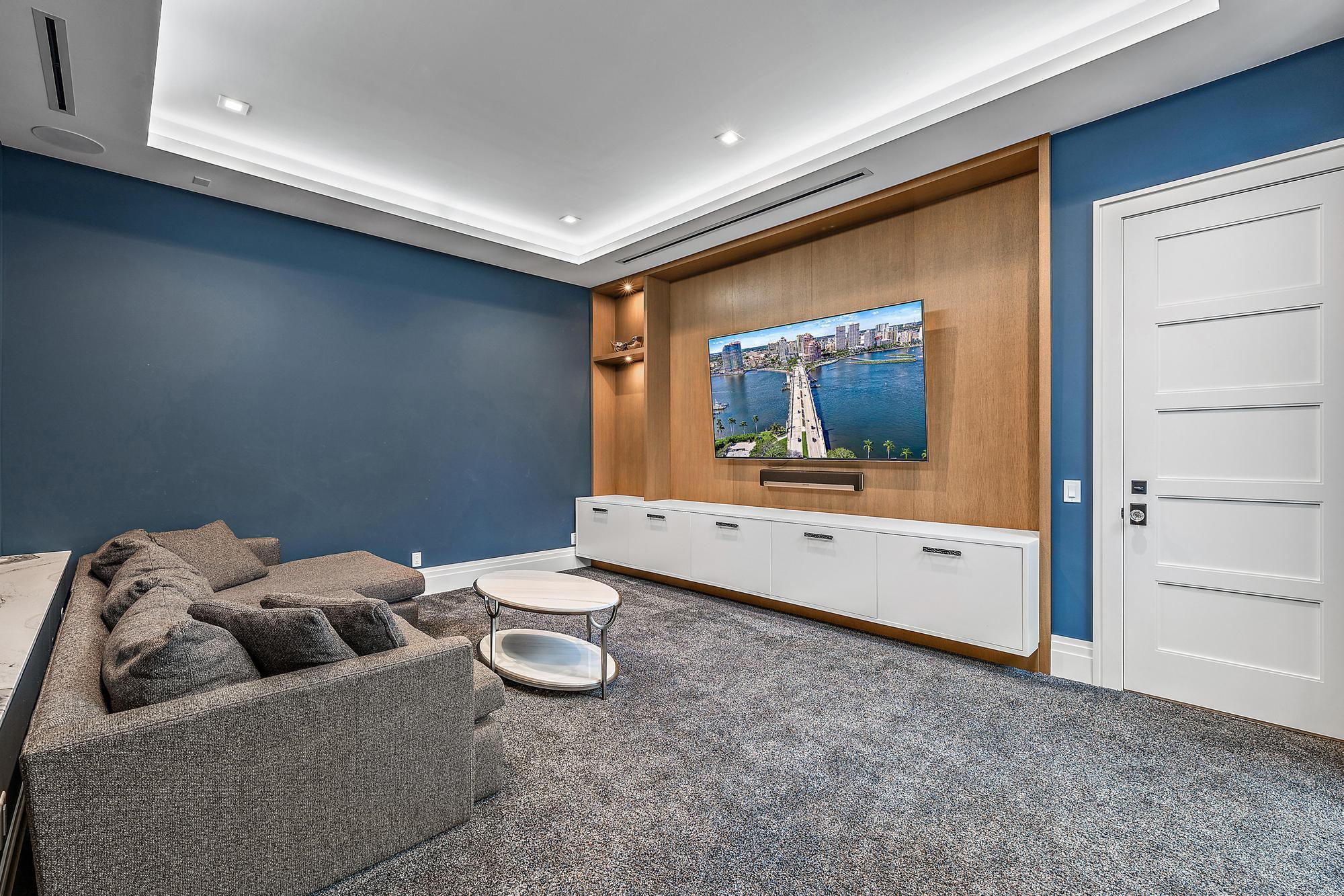 OLD MARSH GOLF CLUB - Residential