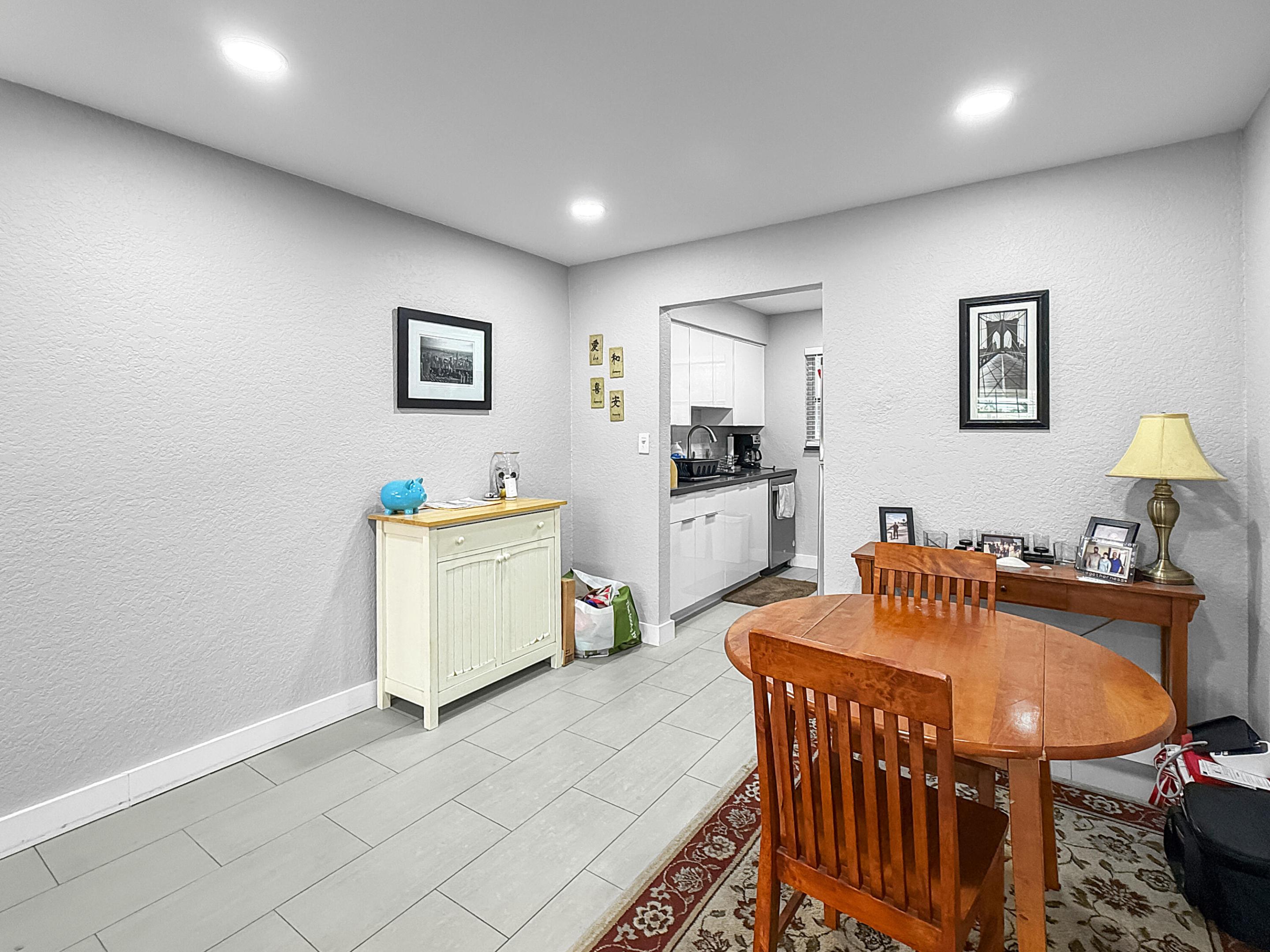 2607 NE 8th Avenue #58