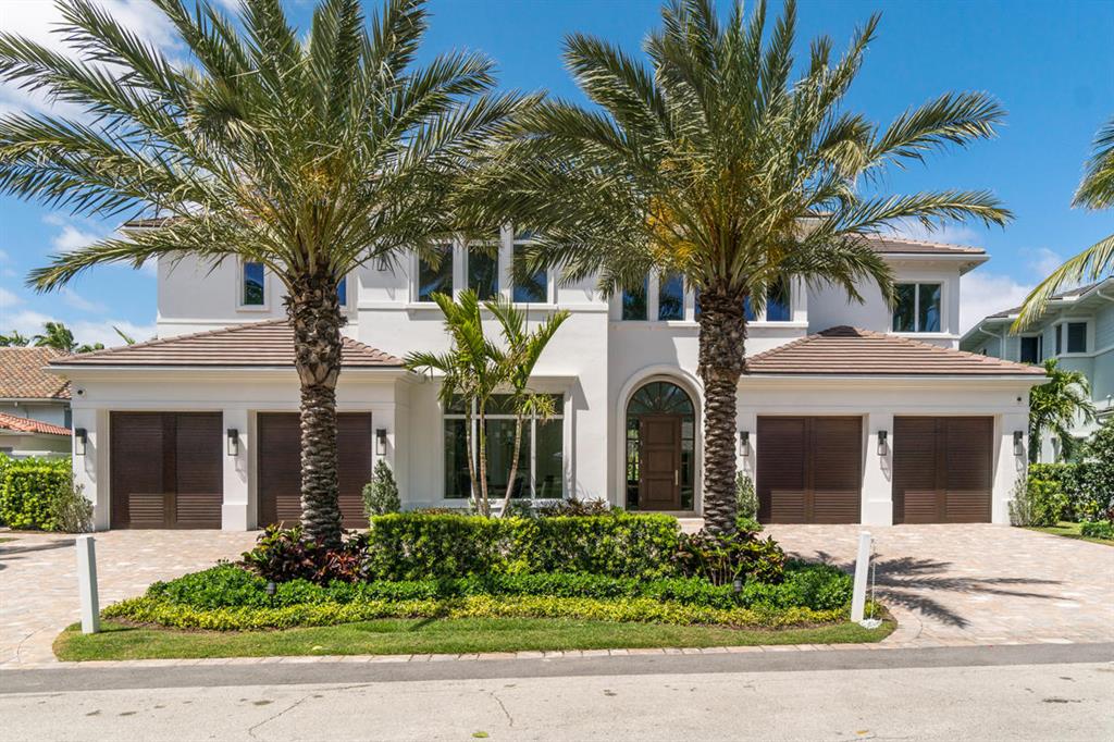 ROYAL PALM YACHT & COUNTRY CLUB - Residential