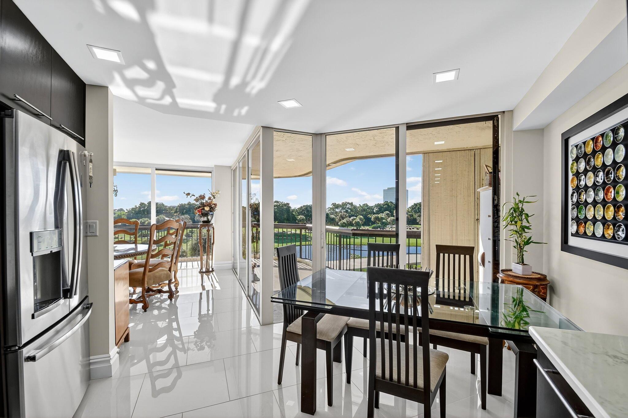 CONSULATE CONDO - Residential