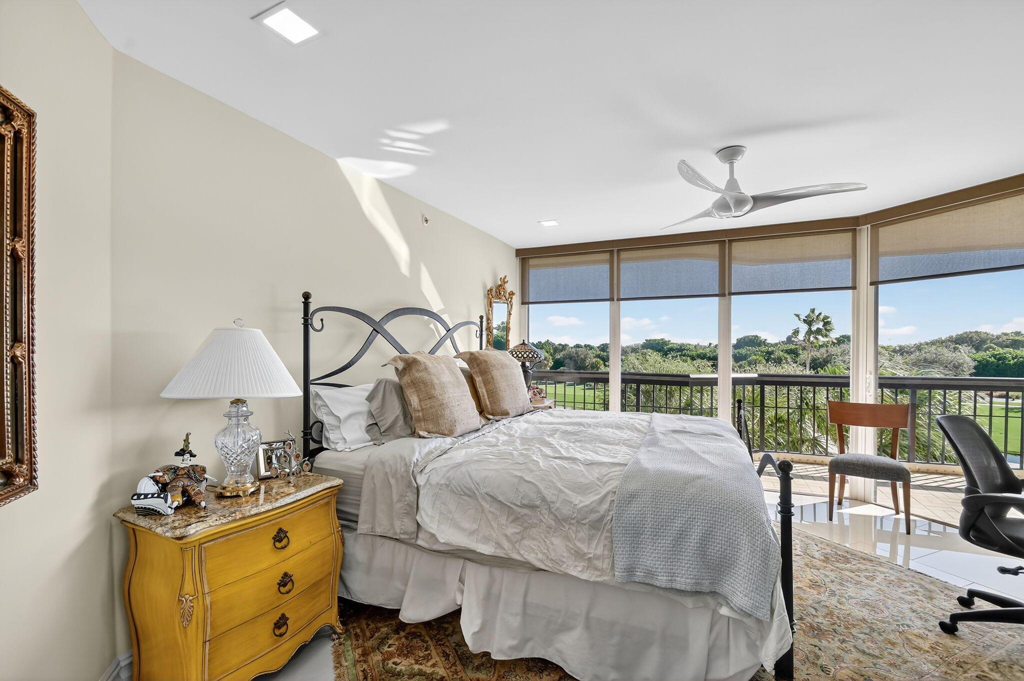 CONSULATE CONDO - Residential