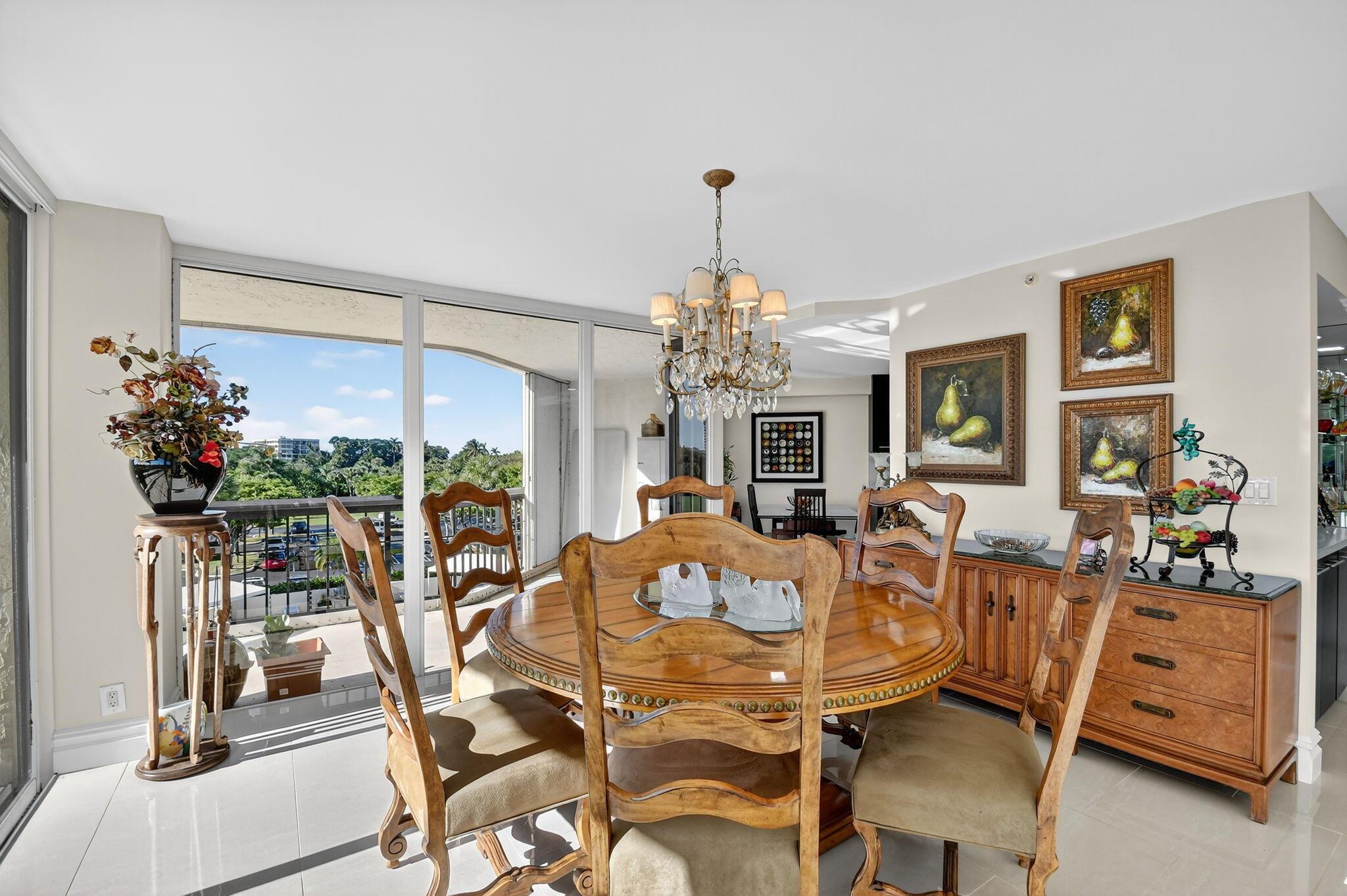 CONSULATE CONDO - Residential
