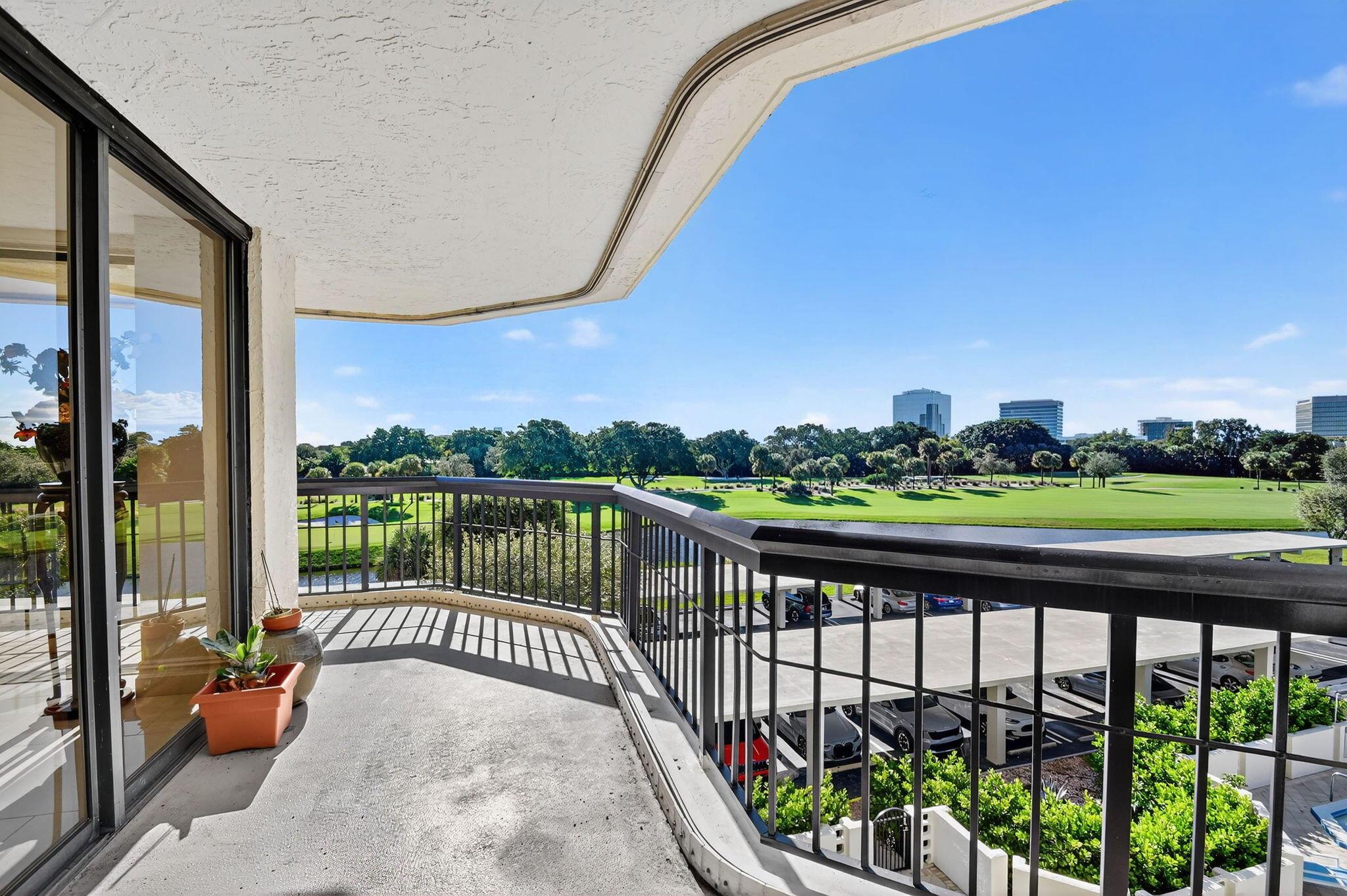 CONSULATE CONDO - Residential
