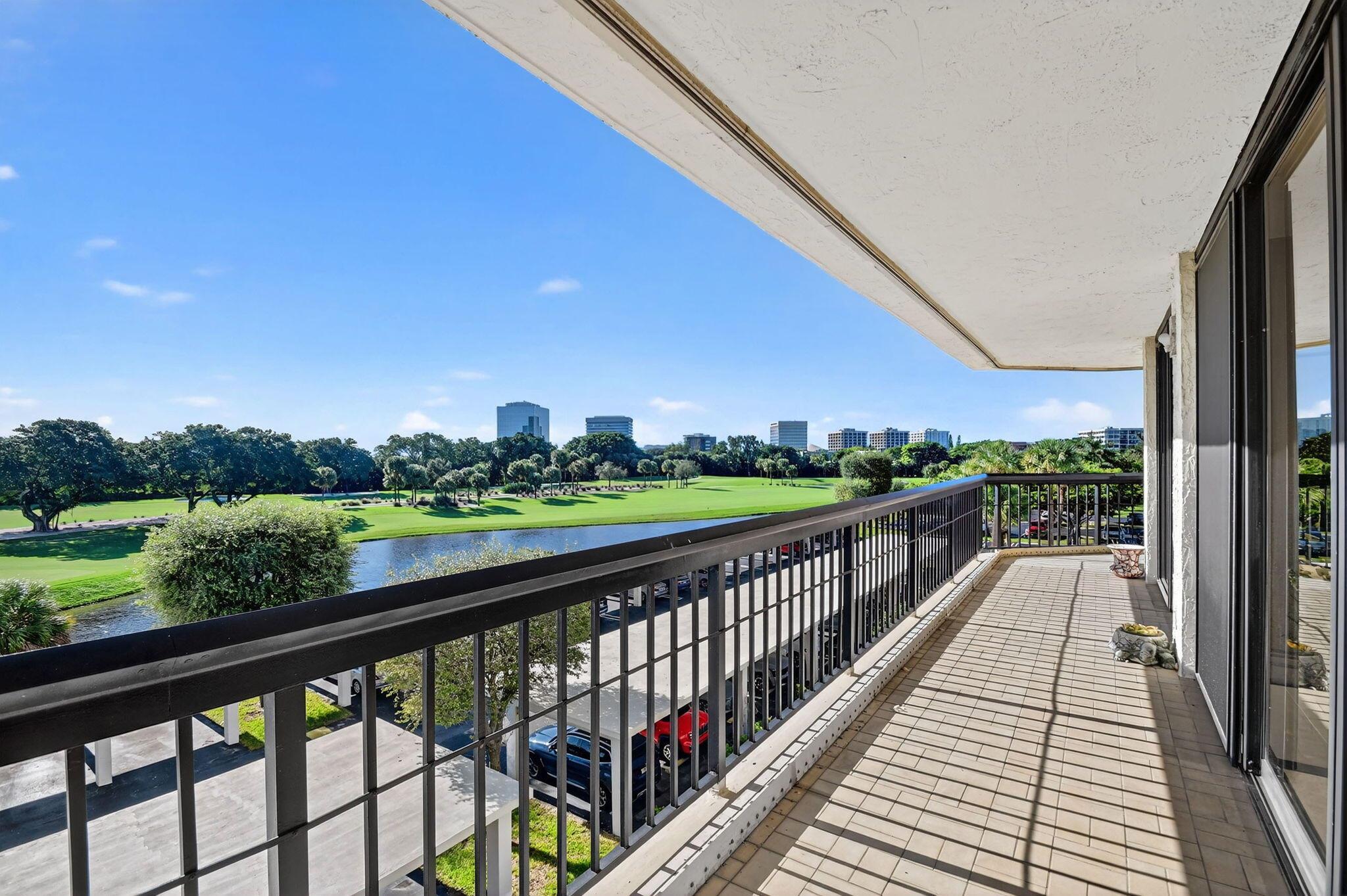 CONSULATE CONDO - Residential
