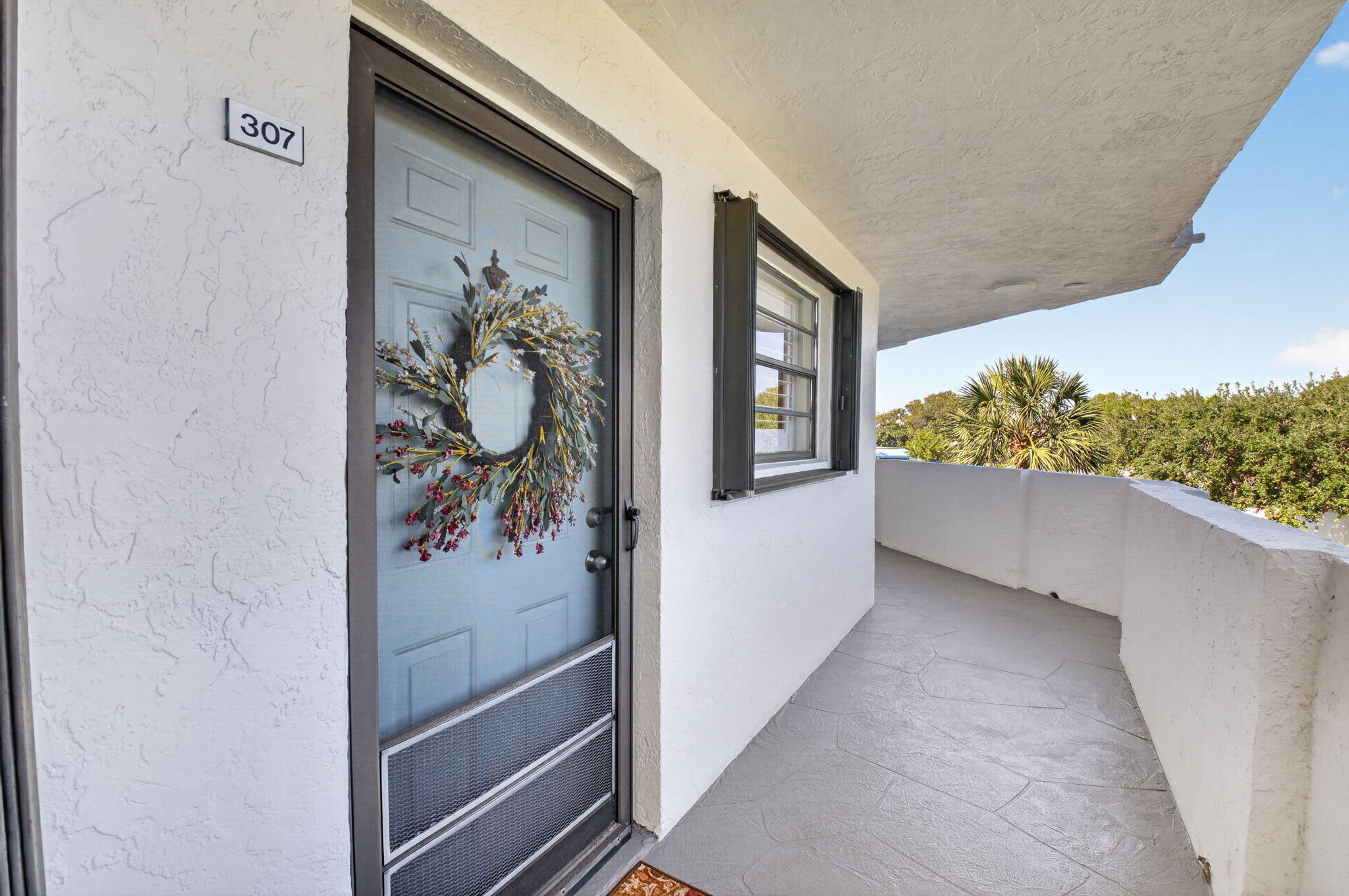 555 Banyan Tree Lane 307
