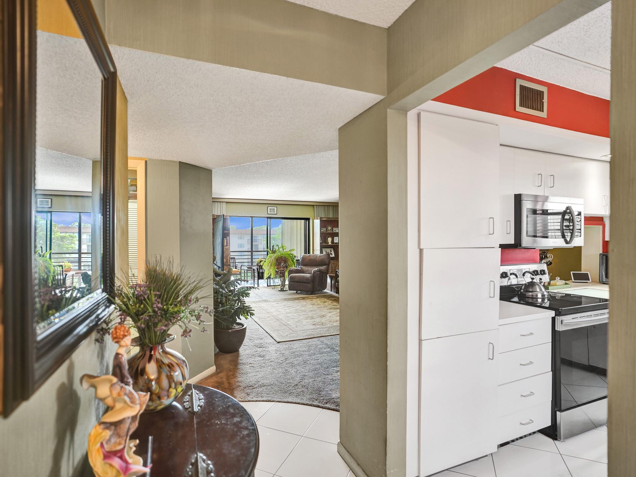 LAKES OF CARRIAGE HILLS - Residential