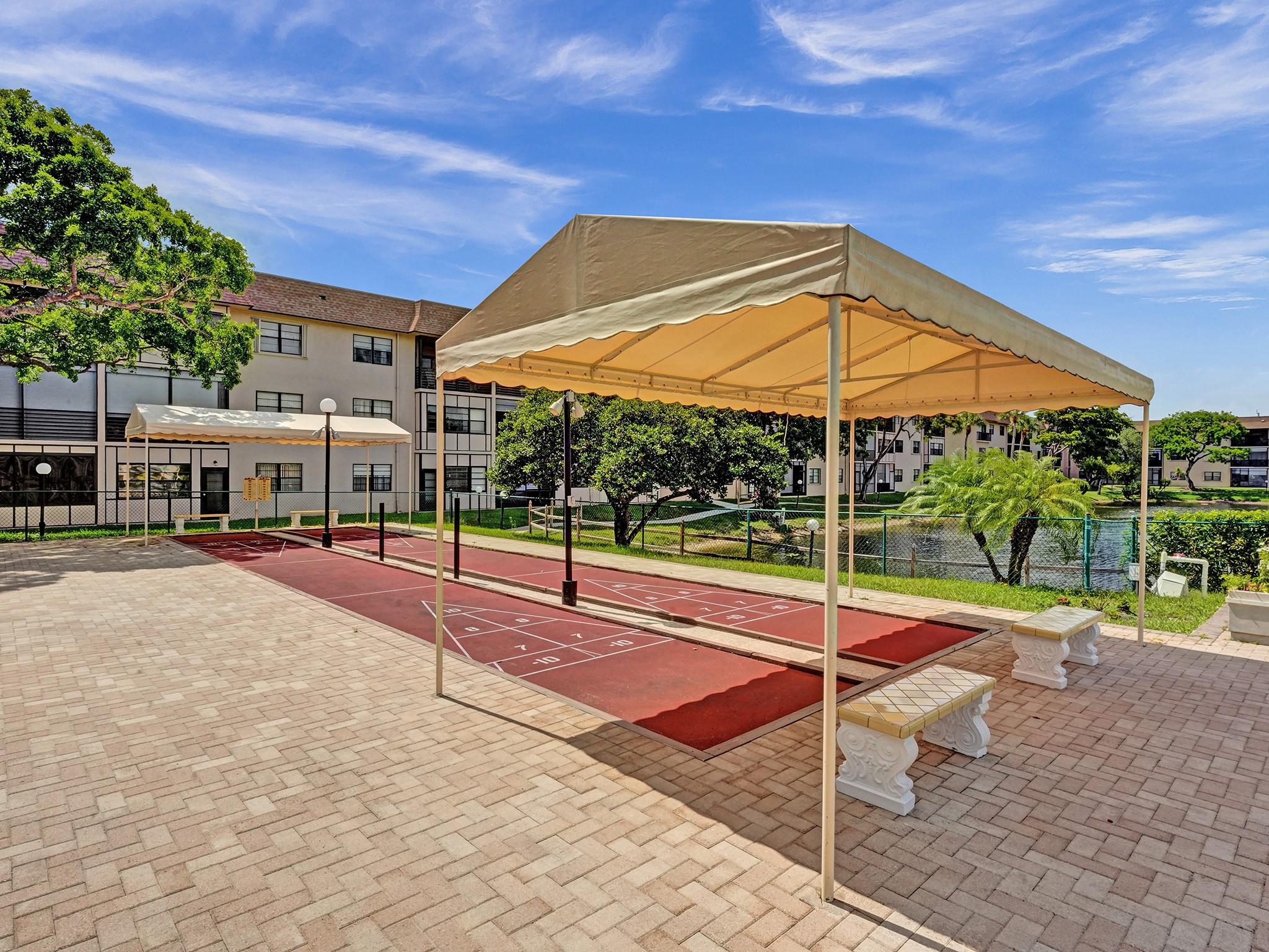 LAKES OF CARRIAGE HILLS - Residential
