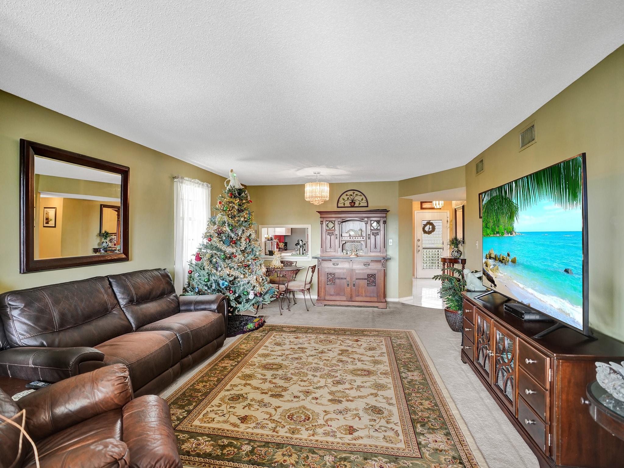 LAKES OF CARRIAGE HILLS - Residential