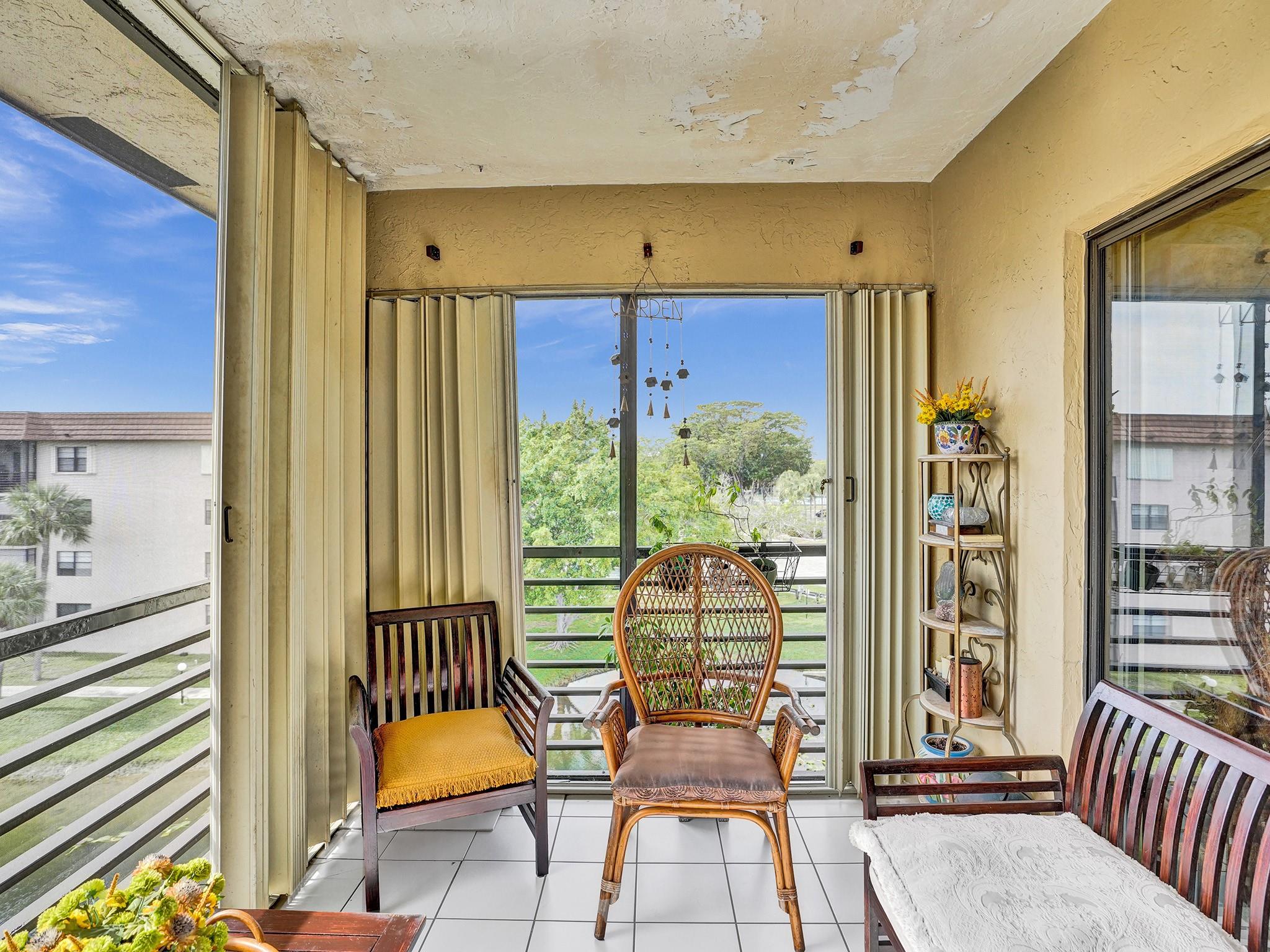 LAKES OF CARRIAGE HILLS - Residential