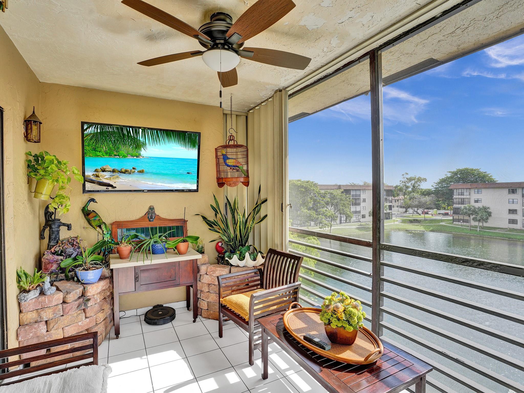 LAKES OF CARRIAGE HILLS - Residential
