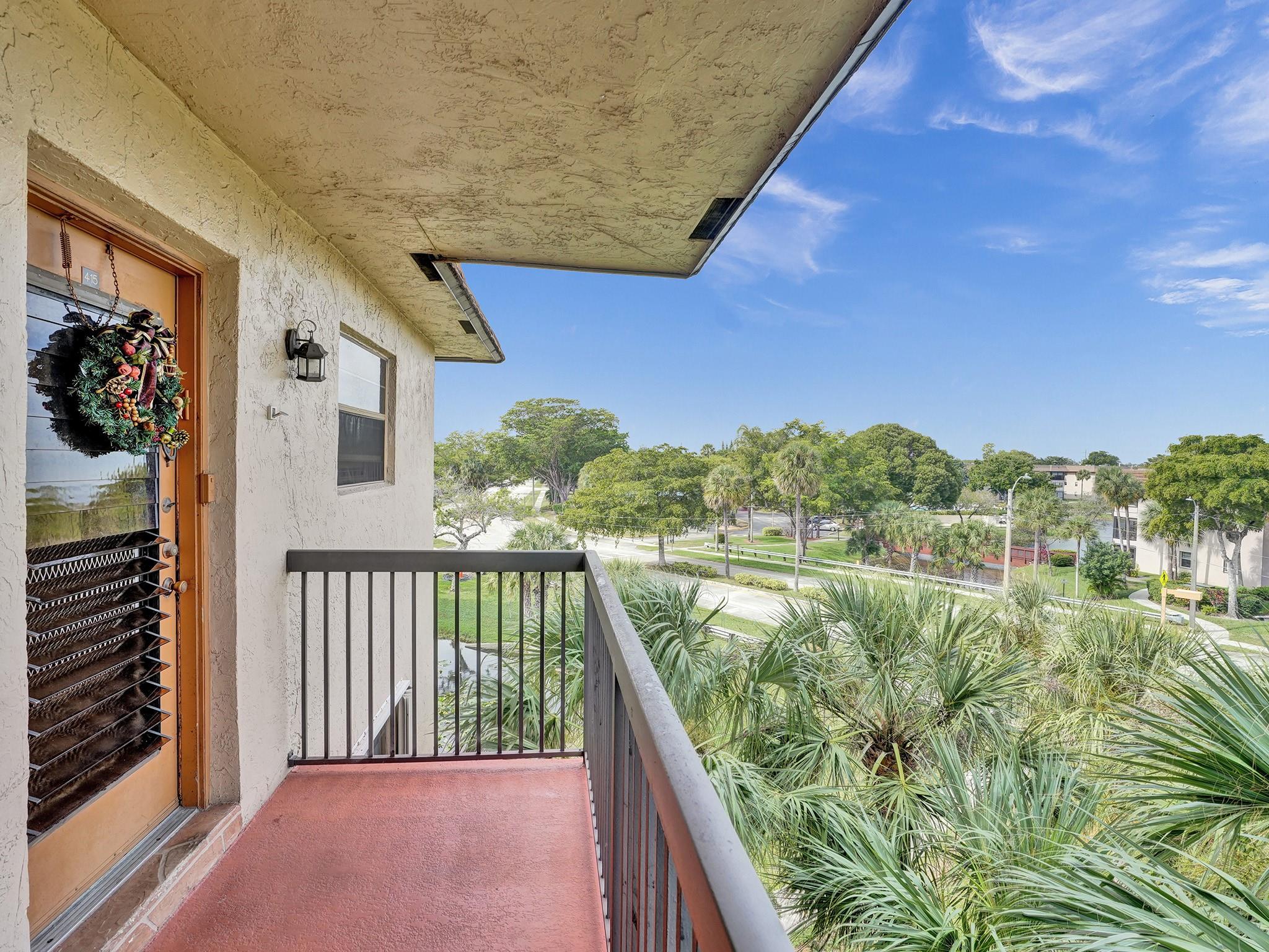 LAKES OF CARRIAGE HILLS - Residential