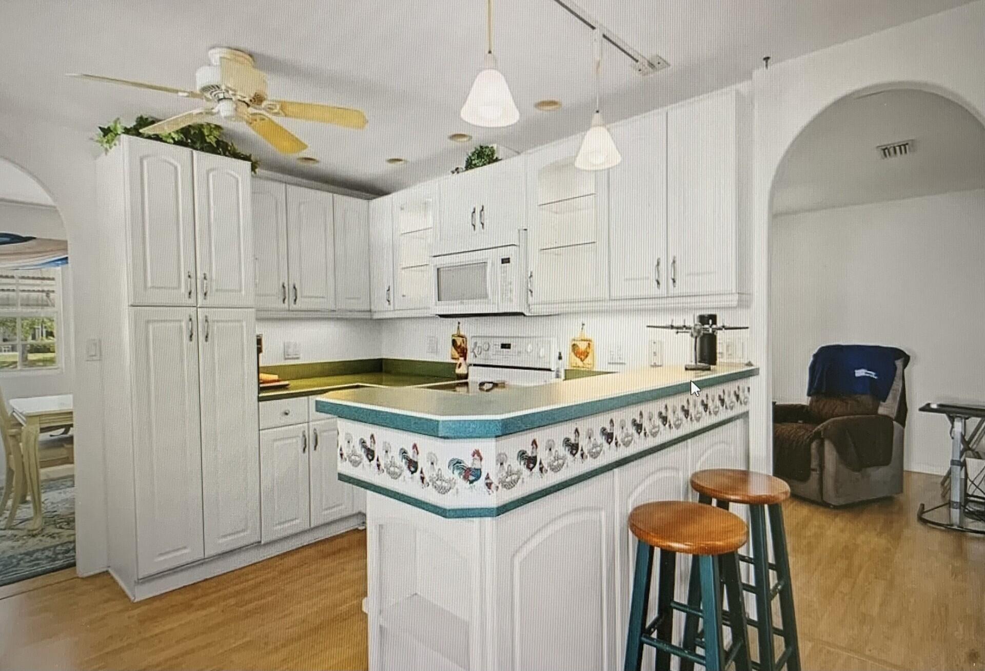 Spanish Lakes Riverfront - Residential