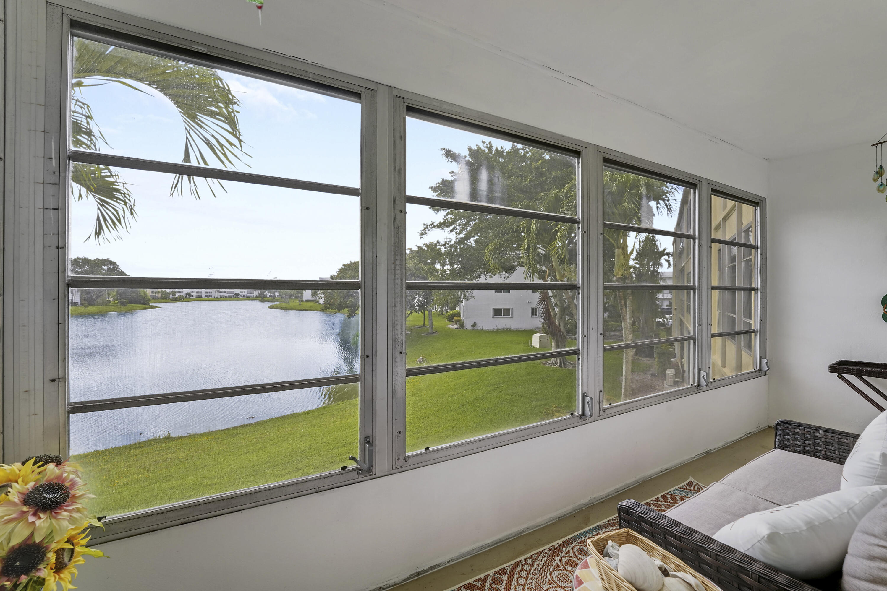WELLINGTON CONDOS - Residential