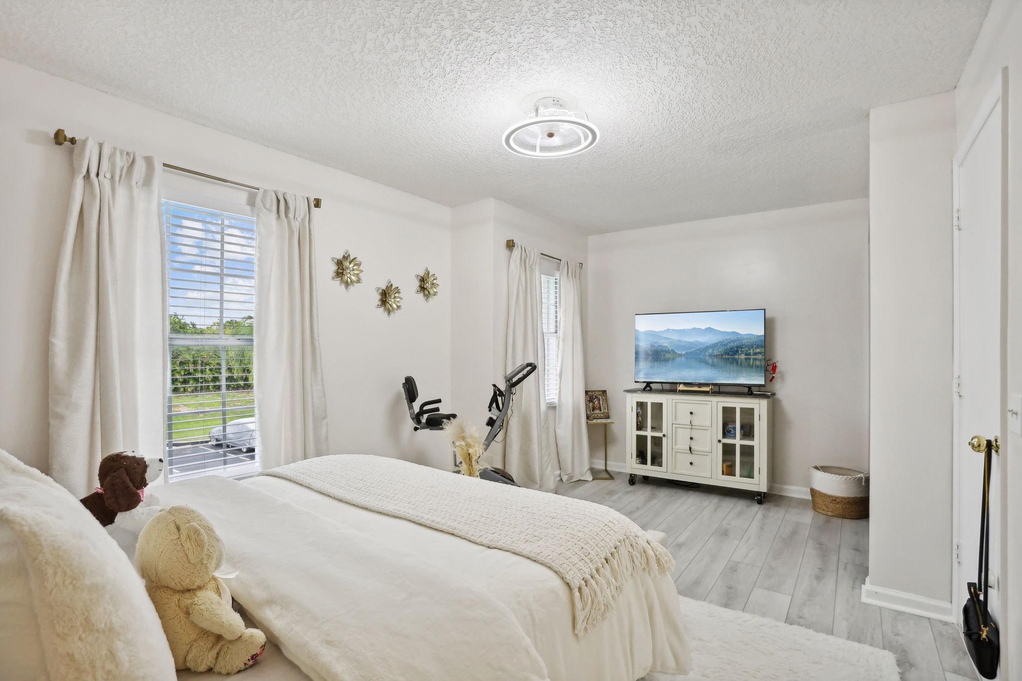 Waterside Village Palm Be - Residential Lease