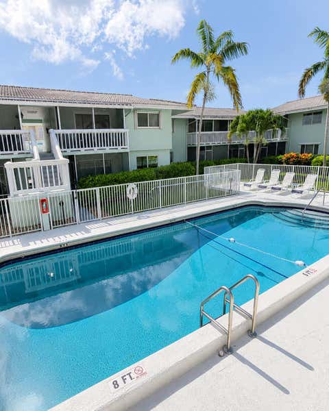 Tiny photo for 322 N Federal Highway #239, Deerfield Beach, FL 33441 (MLS # B26047484)