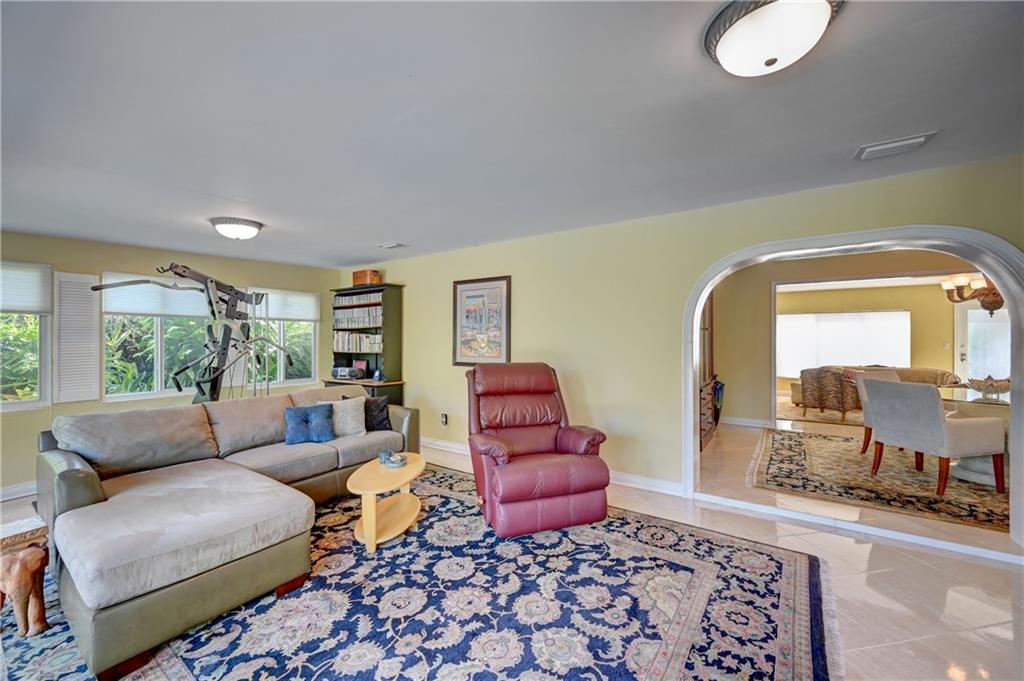 Poinsettia Heights - Residential