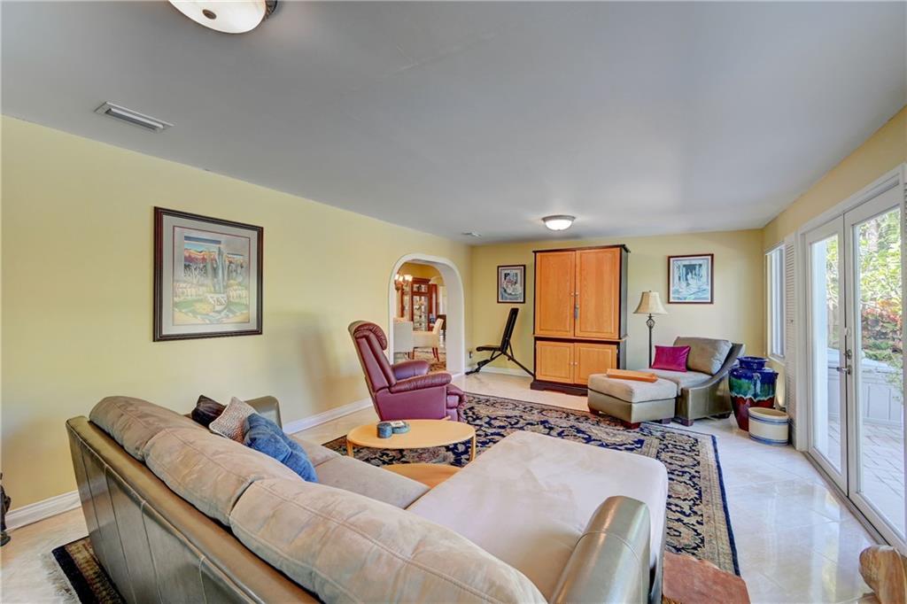 Poinsettia Heights - Residential