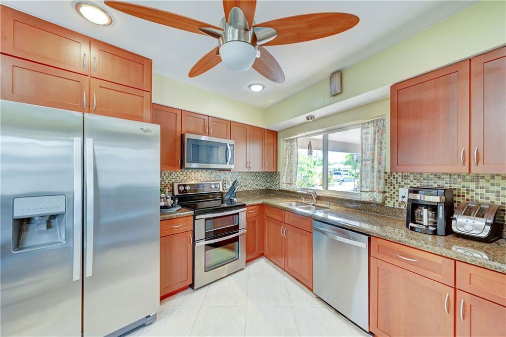 Poinsettia Heights - Residential