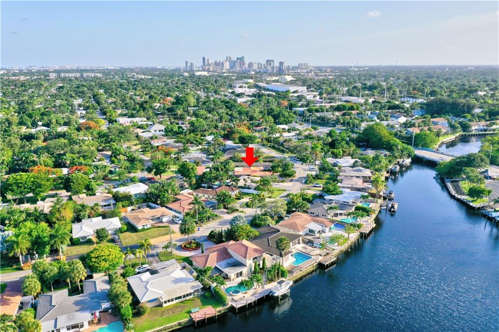 Poinsettia Heights - Residential
