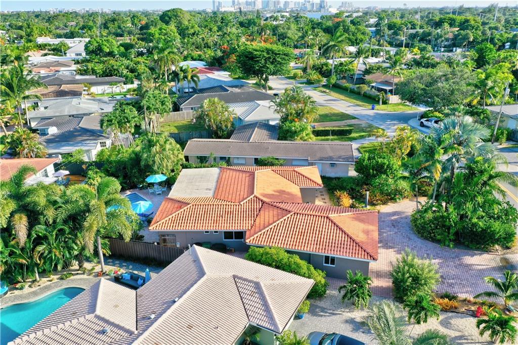 Poinsettia Heights - Residential