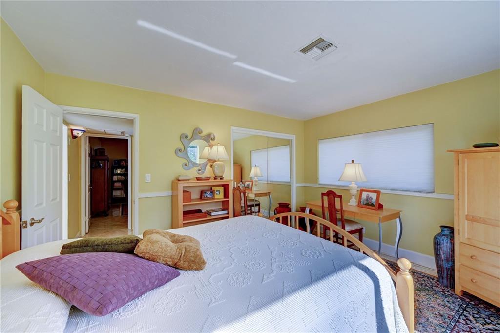 Poinsettia Heights - Residential