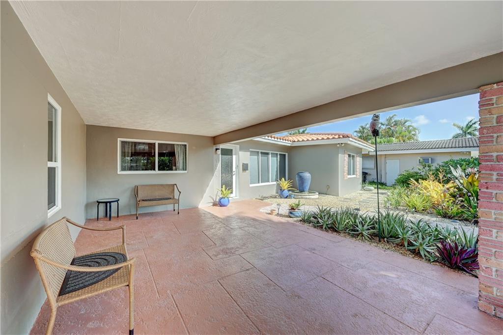 Poinsettia Heights - Residential