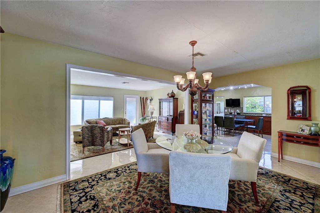 Poinsettia Heights - Residential