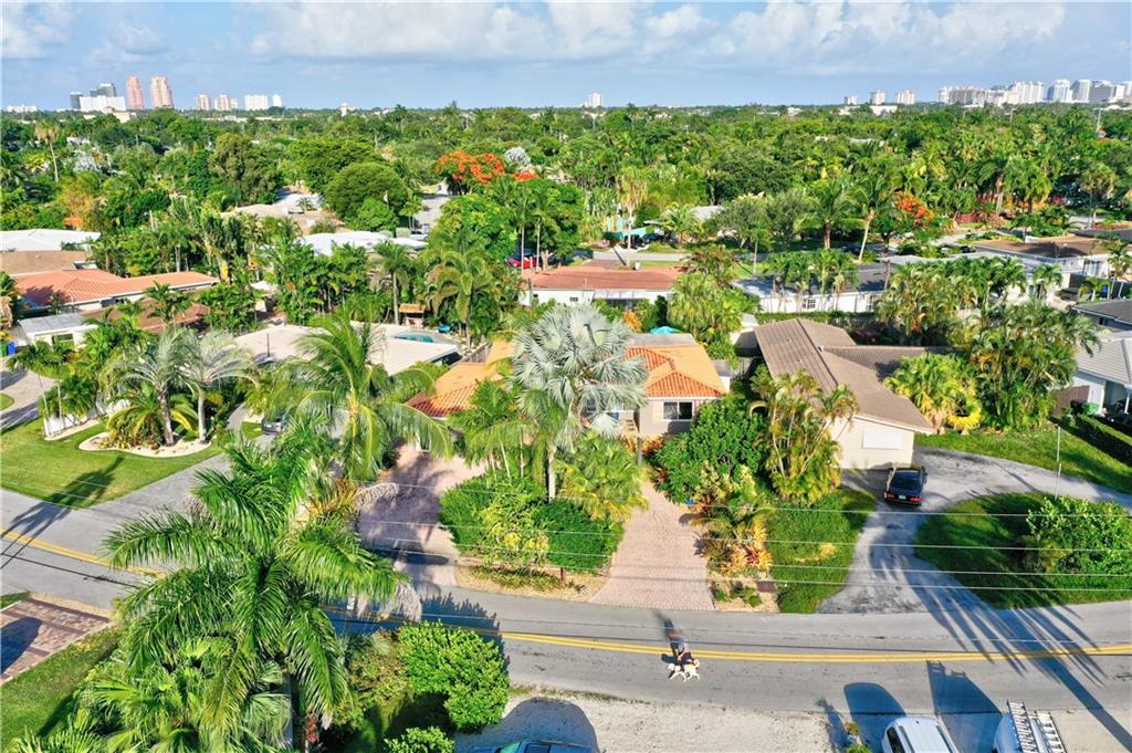 Poinsettia Heights - Residential