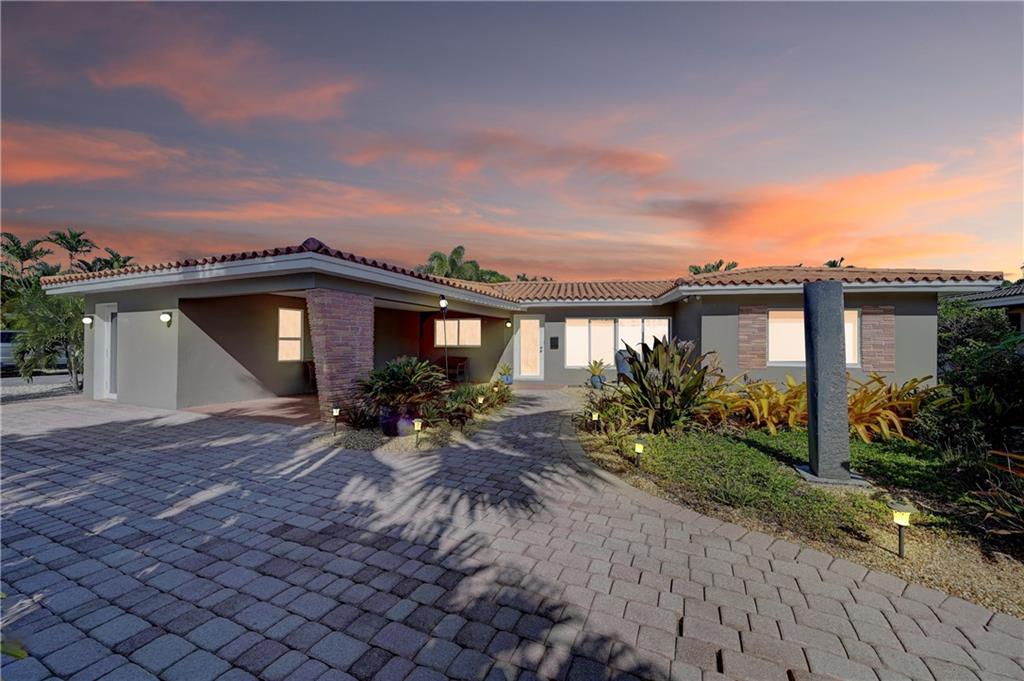 Poinsettia Heights - Residential