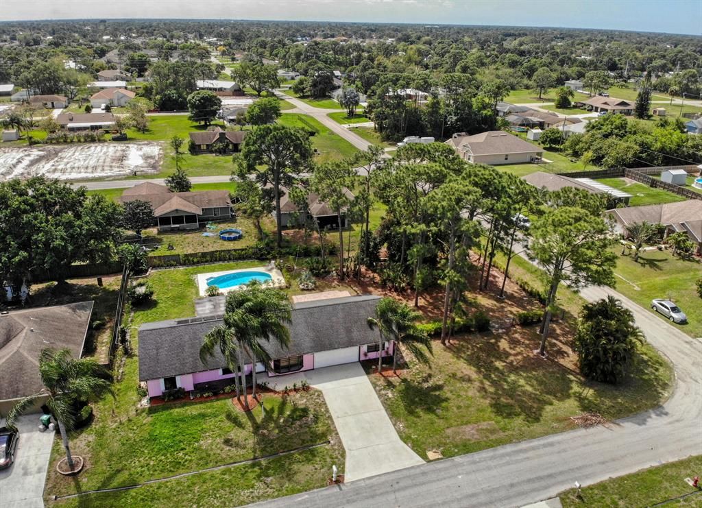 Photo of 406 SE Justine Terrace, Port Saint Lucie, FL 34983 (MLS # R10786475)