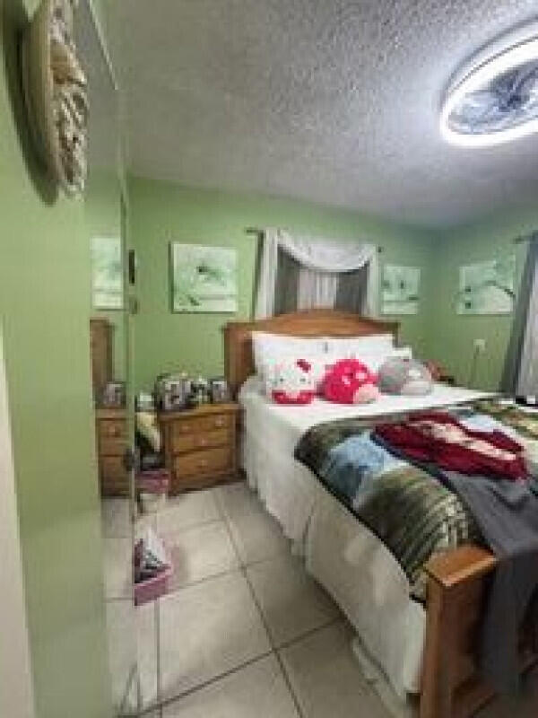 SILVER BLUFF GARDENS - Residential Income