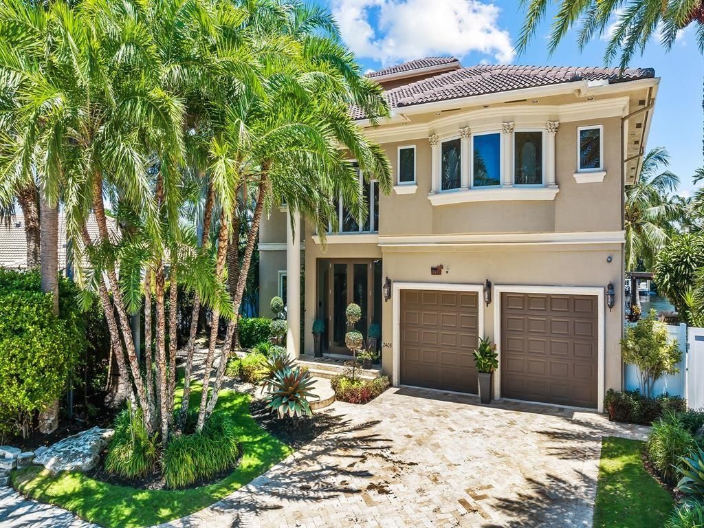 Photo of 2405 Fryer Point, Fort Lauderdale, FL 33305 (MLS # F10483986)