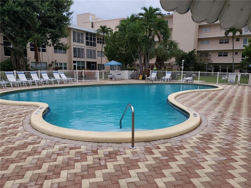 THE PROPERTY NEEDS LTC.    It is an excellent opportunity in Lauderdale By The Sea, one block from the beach, a 1 bedroom / 1.5 bath condo in a community across the street from the ocean with private deeded ocean access.  The bedroom has a view of the lush gardens and pool. It is near supermarkets and great restaurants. Private strip-walk away with keypad entry. Leisure Gardens offers Waterfront Living, a Community Pool, Shuffle Board, a Private Putting Green & Barbecue Area, Dockage (when available) with Ocean Access and no Fixed Bridges, Beautiful Pool & Garden Views, Extra Storage, and More...  OCCUPANCY AFTER JULY 2023.