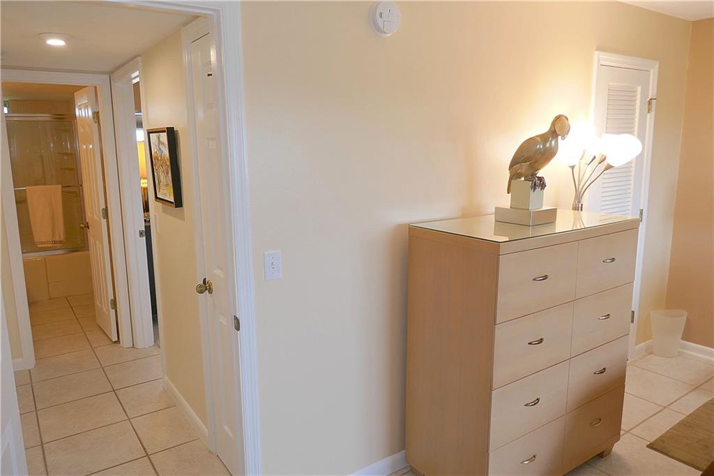 VILLAGE ROYALE ON THE GRE - Residential