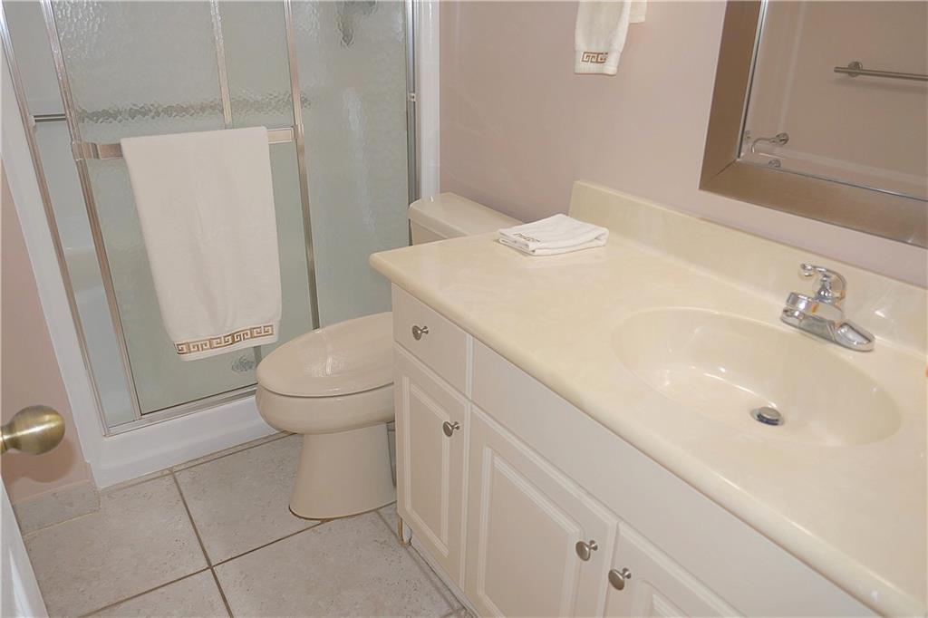 VILLAGE ROYALE ON THE GRE - Residential