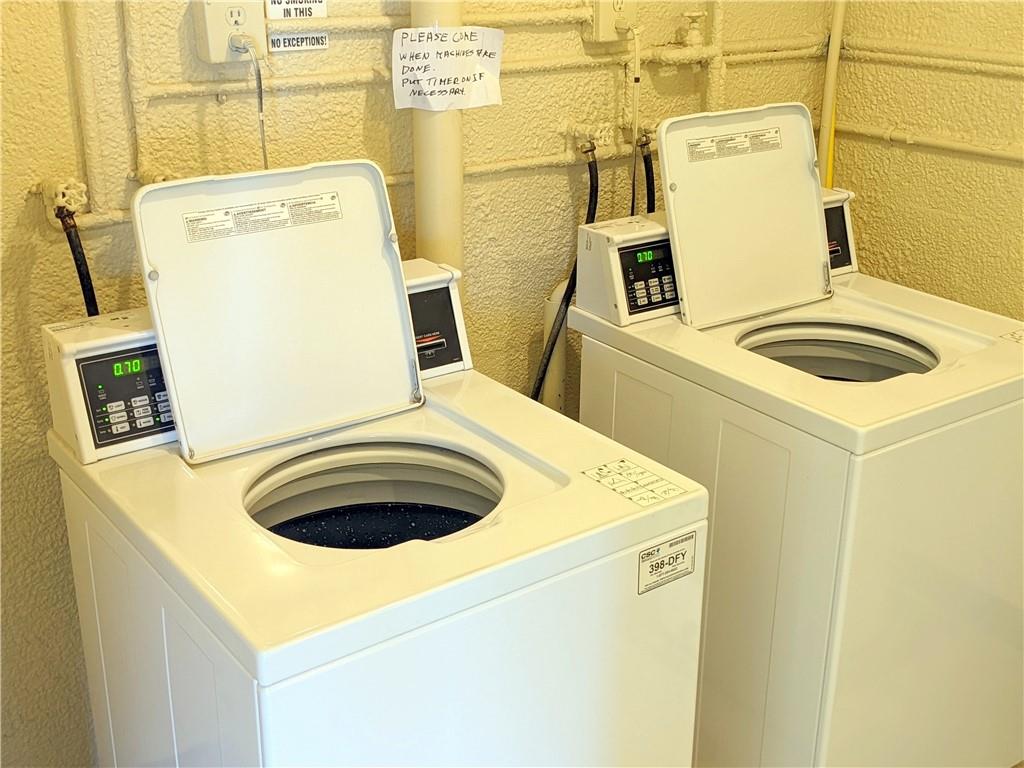 VILLAGE ROYALE ON THE GRE - Residential