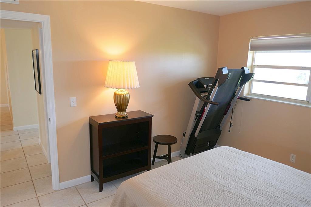 VILLAGE ROYALE ON THE GRE - Residential