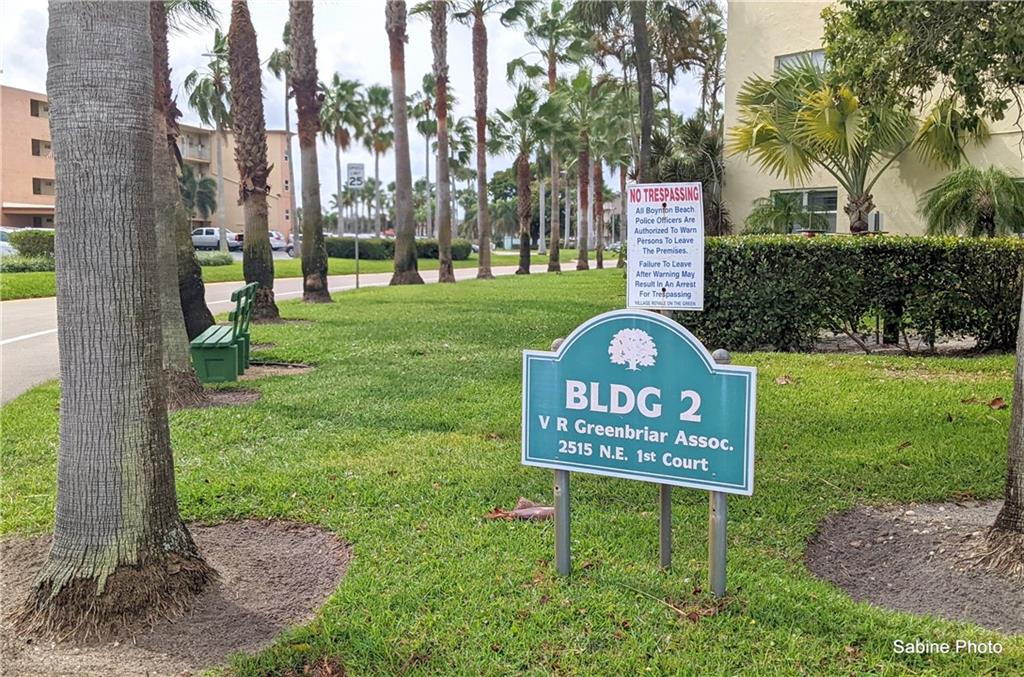 VILLAGE ROYALE ON THE GRE - Residential