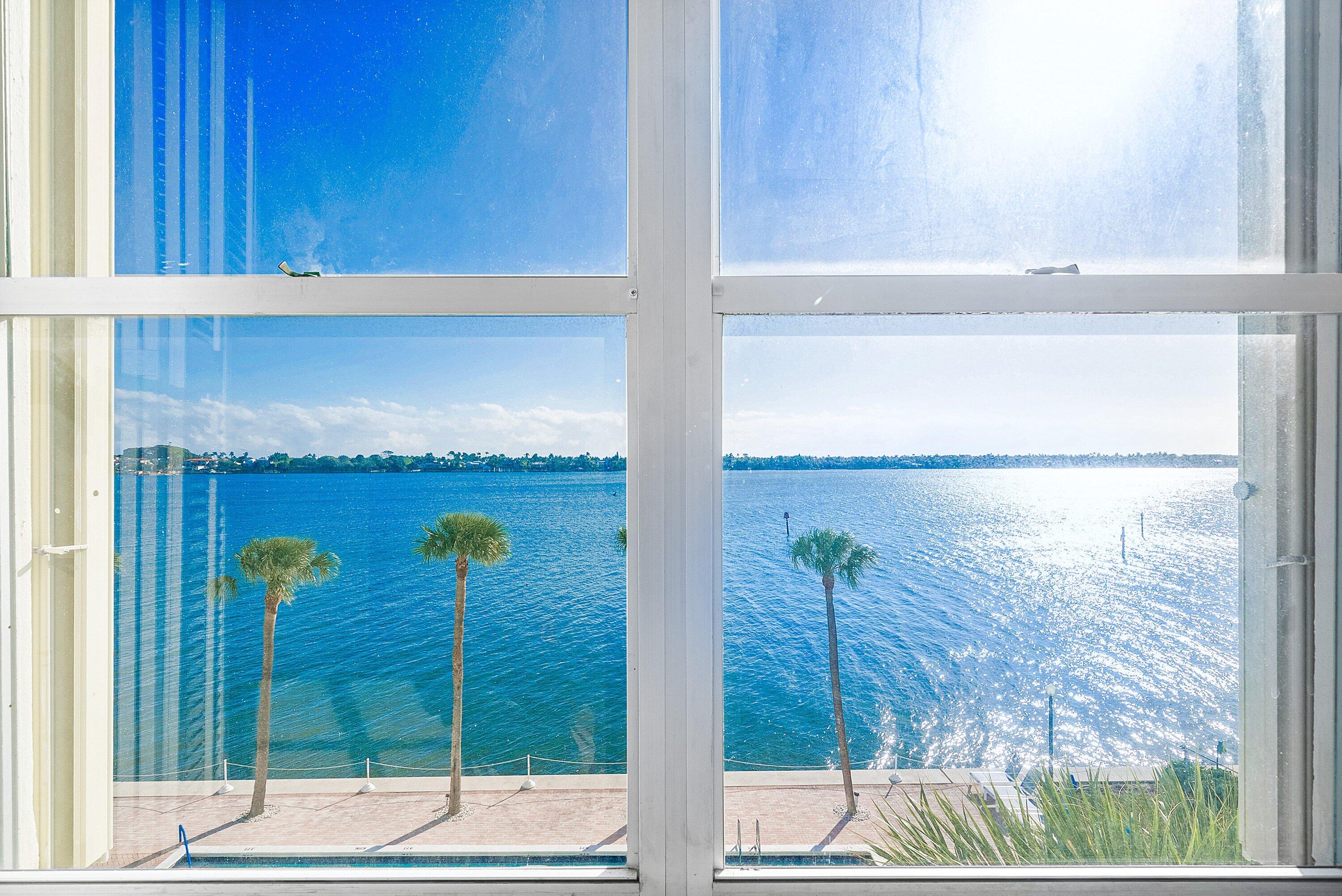 PORTOFINO CONDO PT OF LTS 15 AND 16,JARVIS PAR - Residential