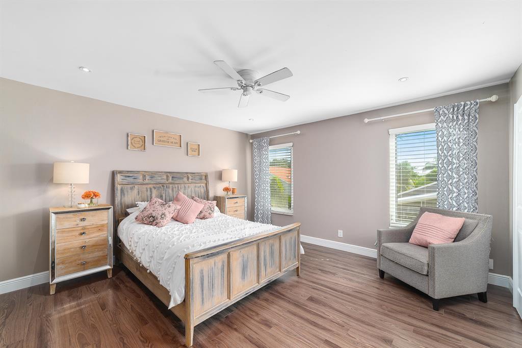 NORTH PALM BEACH HEIGHTS SEC 3 - Residential