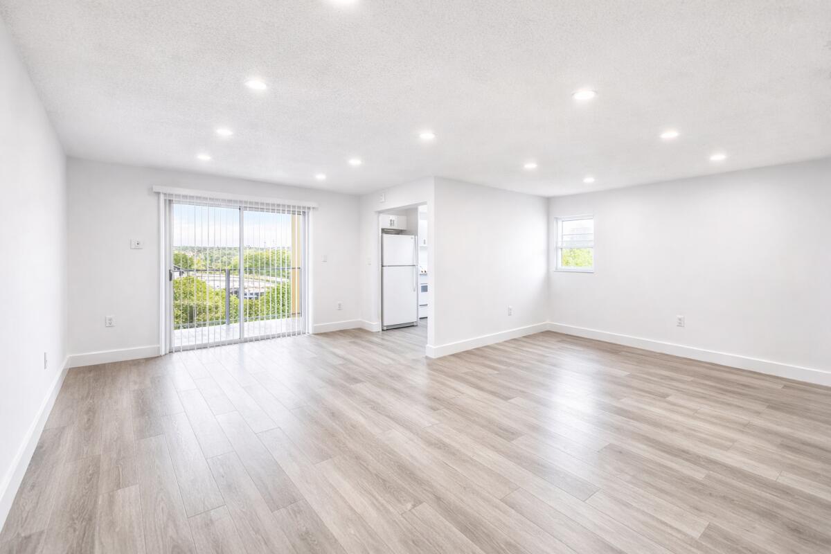 3300 S Dixie Highway 603