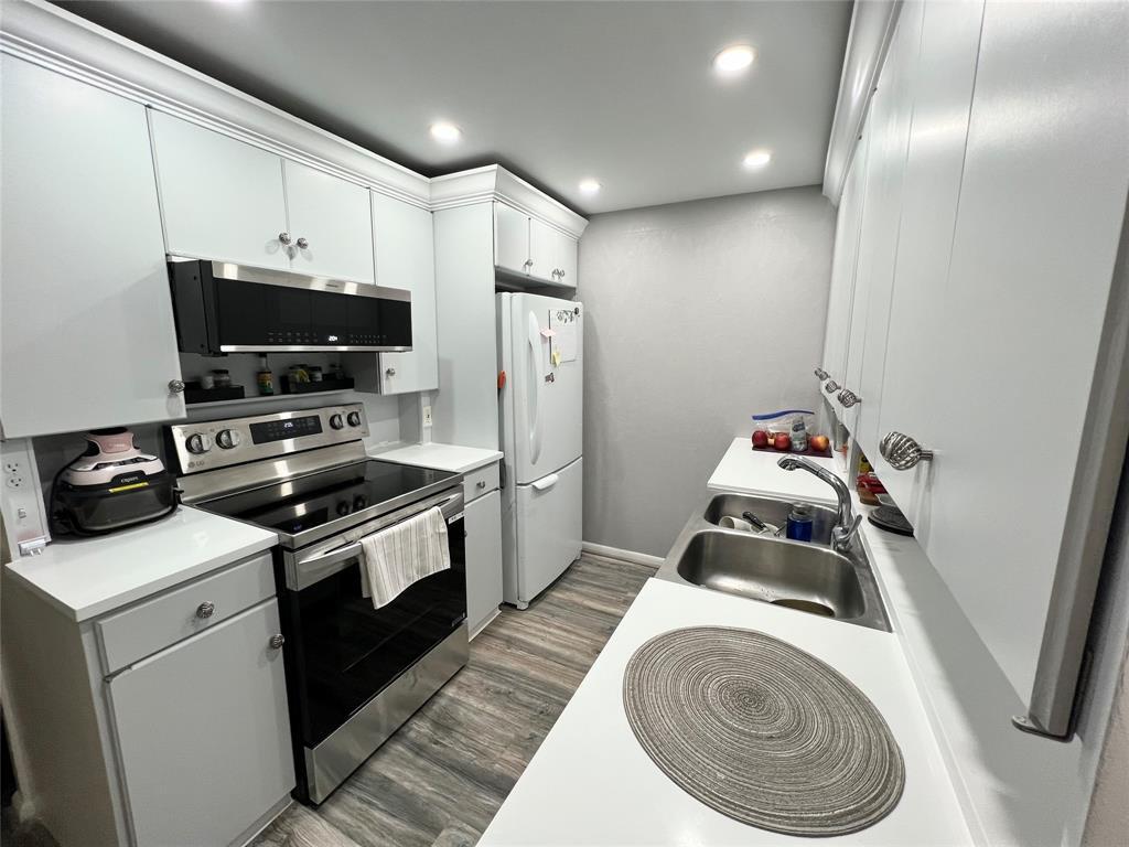 CENTURY VILLAGE EAST - Residential