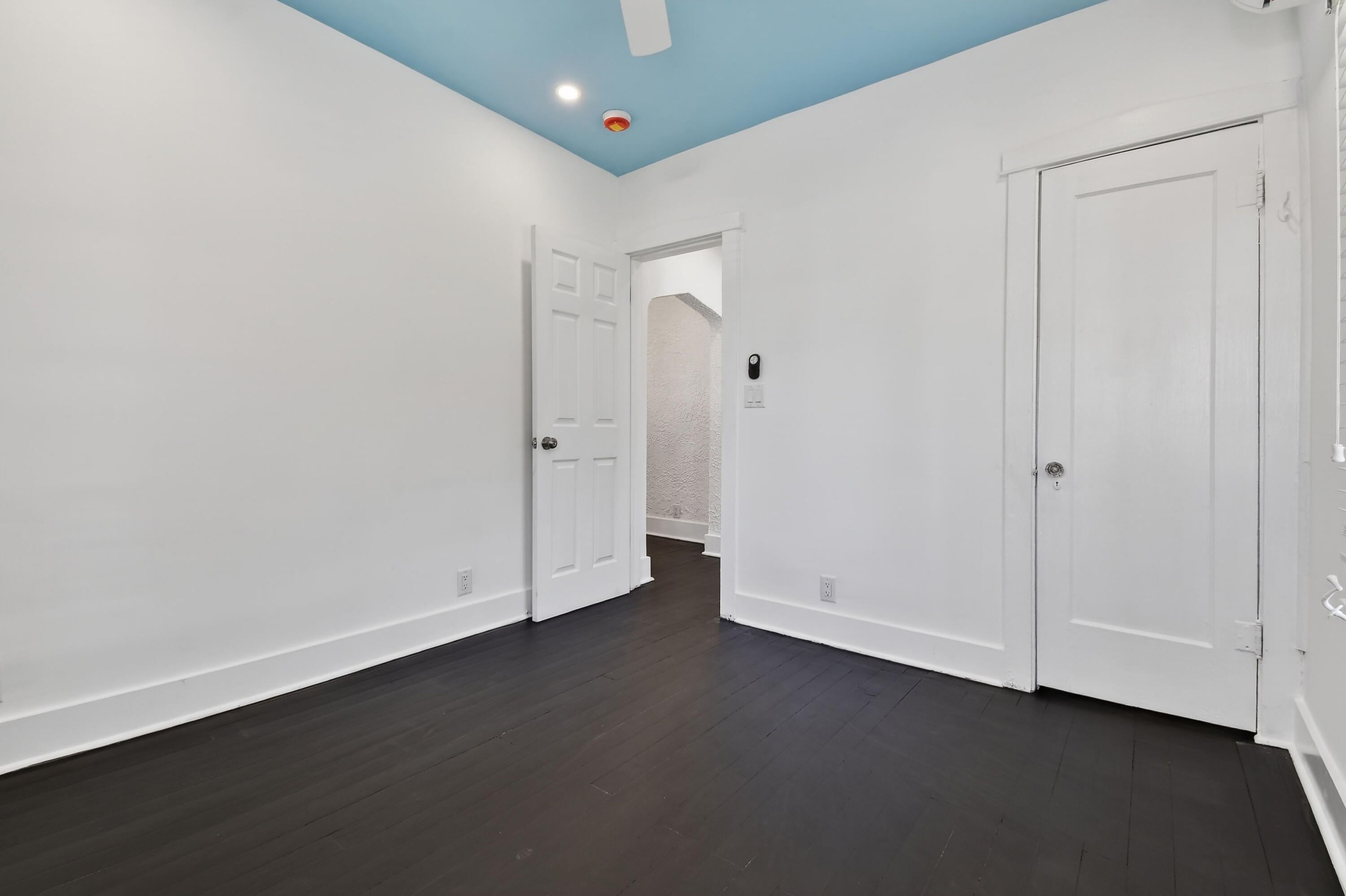 LAKE WORTH TOWN OF - Residential Lease