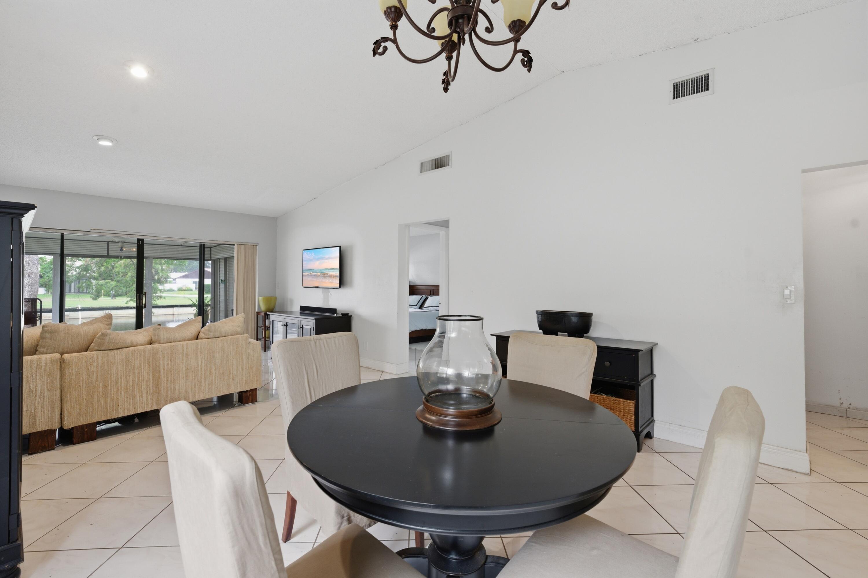 WEDGEWOOD CONDOMINIUM - Residential