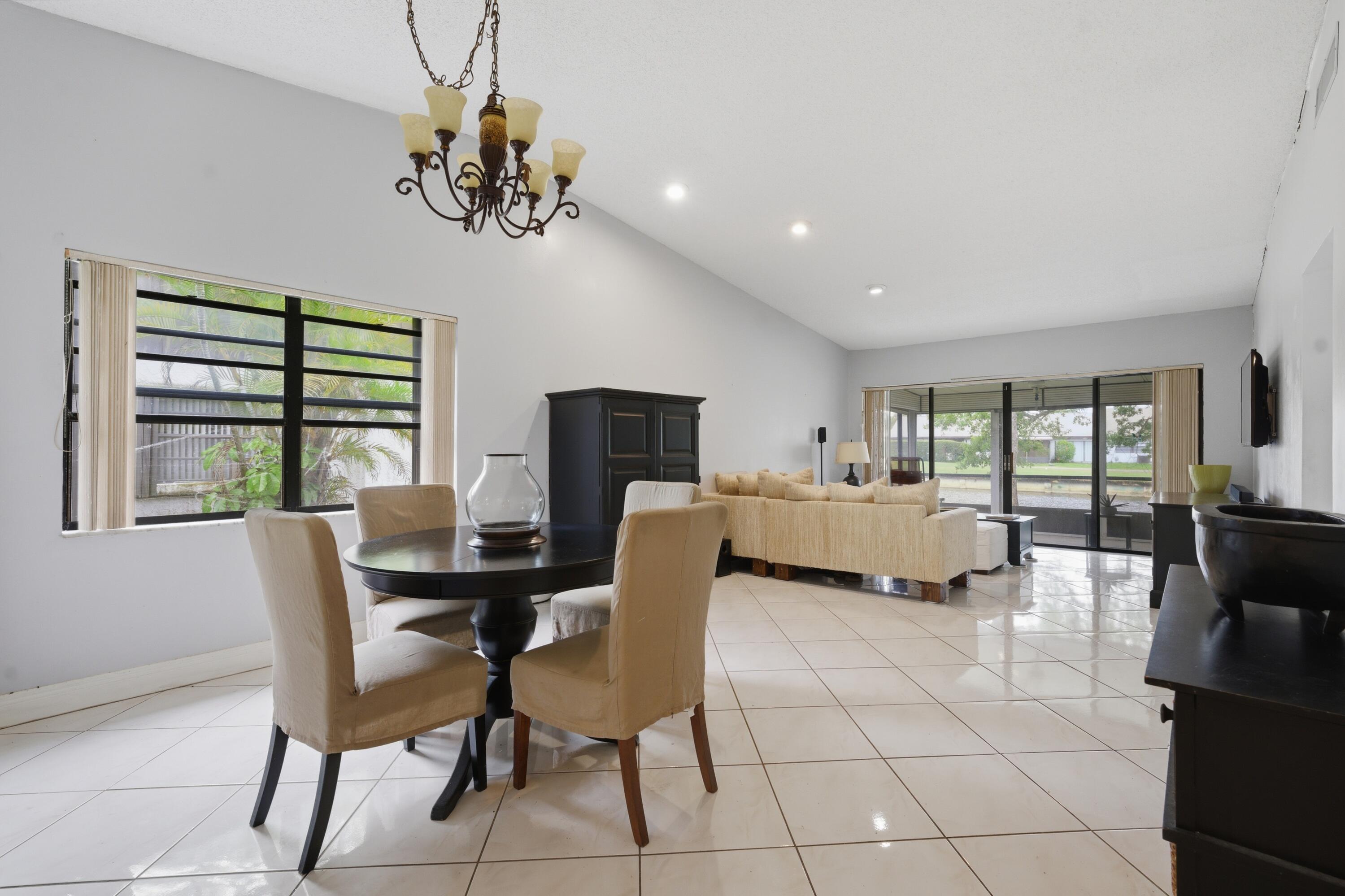 WEDGEWOOD CONDOMINIUM - Residential