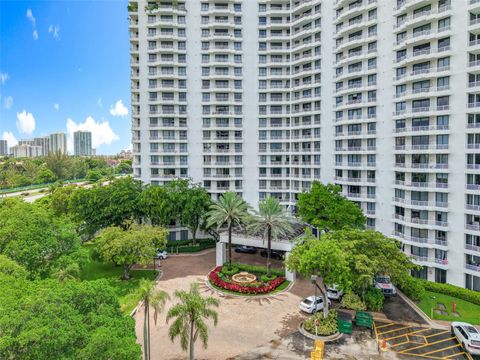 3300 NE 192nd St 1216 Miami FL 33180